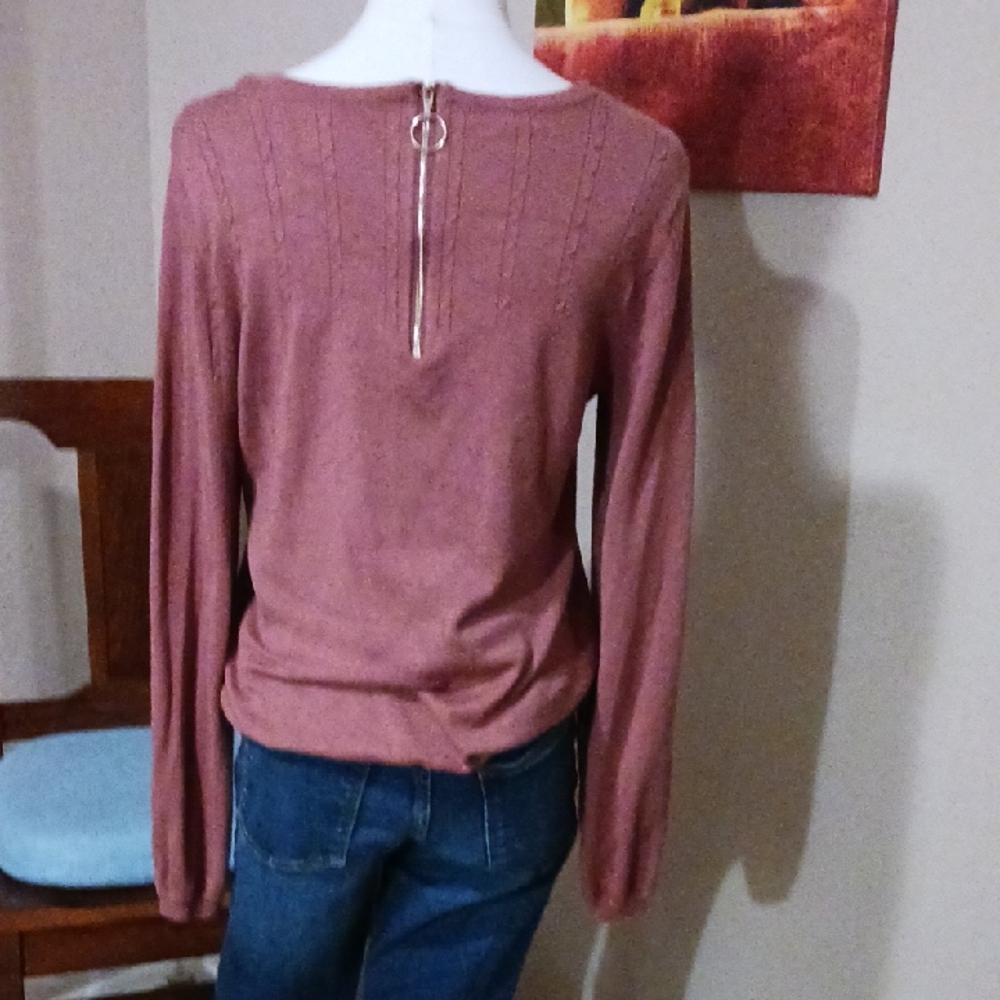 LETY&Me- Rusty Long Sleeve Top - Picture 7 of 14